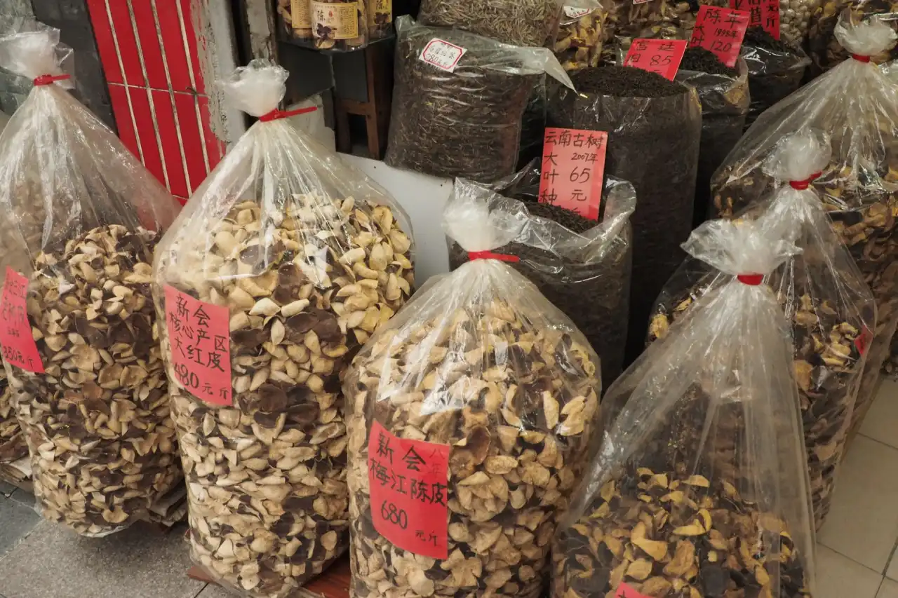 湖北鲜切花种植基地的品种选择与周年供应策略解析