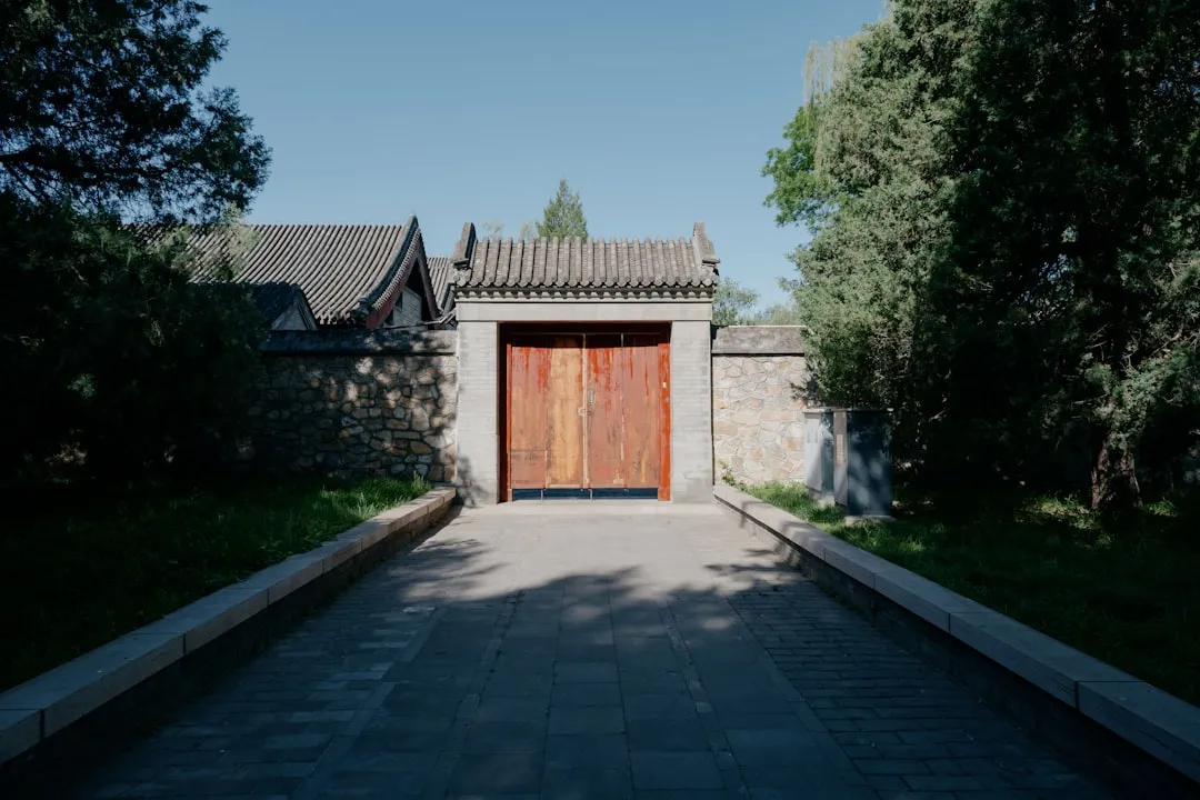 华中区域盆栽植物采购指南：丽来春科技温室品种与养护方案